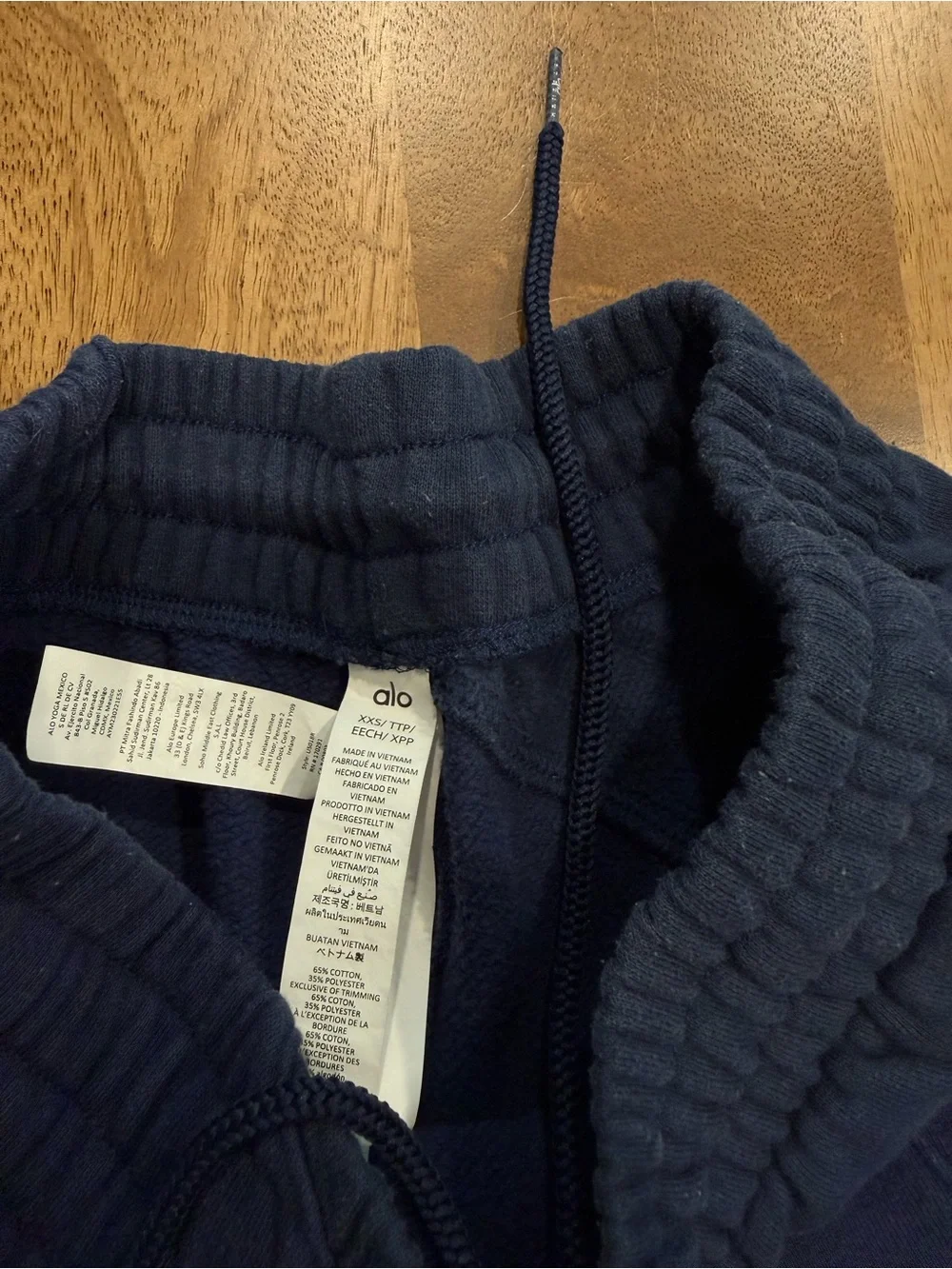 Alo Navy Jogger Sweatpants